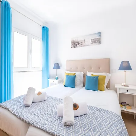 Сasa de vacaciones Townhouse In Albufeira Near Sea Beach *