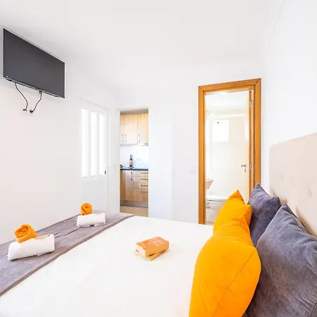 Townhouse In Albufeira Near Sea Beach * Албуфейра