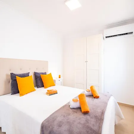 Townhouse In Albufeira Near Sea Beach Дом отдыха