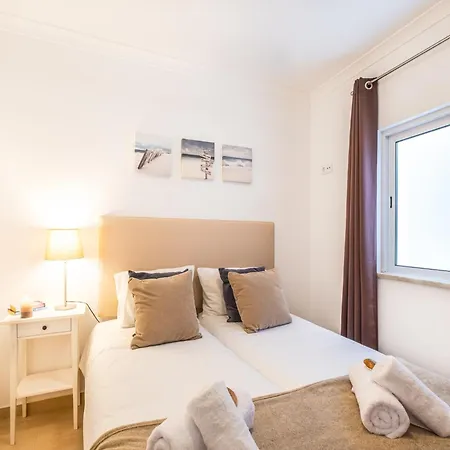 Townhouse In Albufeira Near Sea Beach Дом отдыха Албуфейра